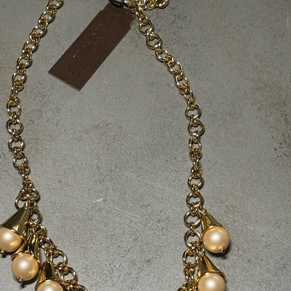 Carolee Gold & Pearl Cascading Necklace , Length 18.5” - Picture 3 of 7